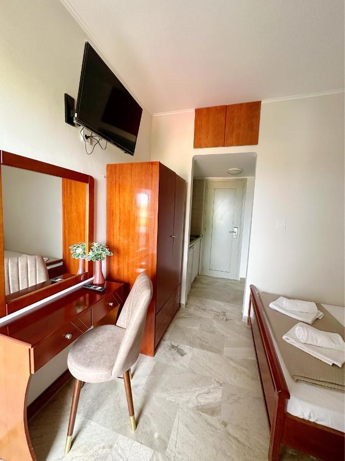 Hotel Palmera ซาร์ตี ภายนอก รูปภาพ